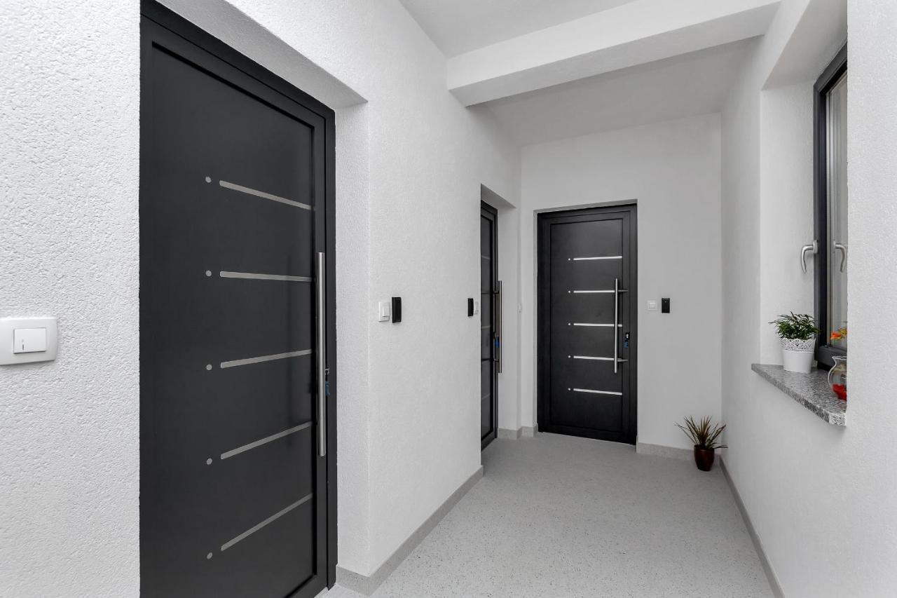 Central Beach Apartments 图彻皮 外观 照片